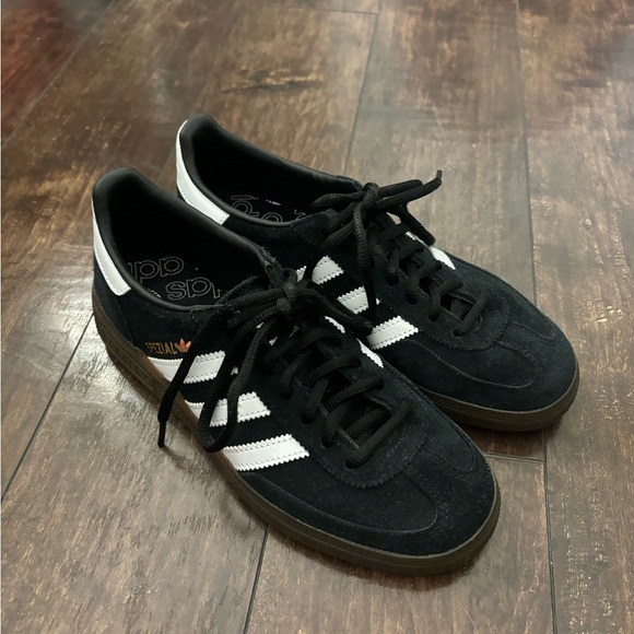 Adidas Handball Spezial Black w/ gum sole - Picture 2 of 7